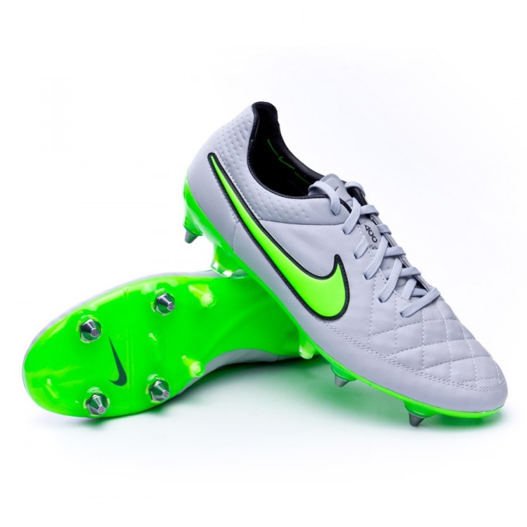 nike tiempo tacchetti misti