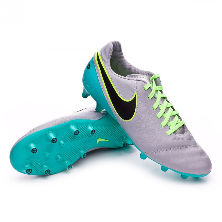 nike tiempo genio