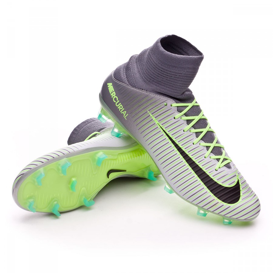 nike mercurial veloce