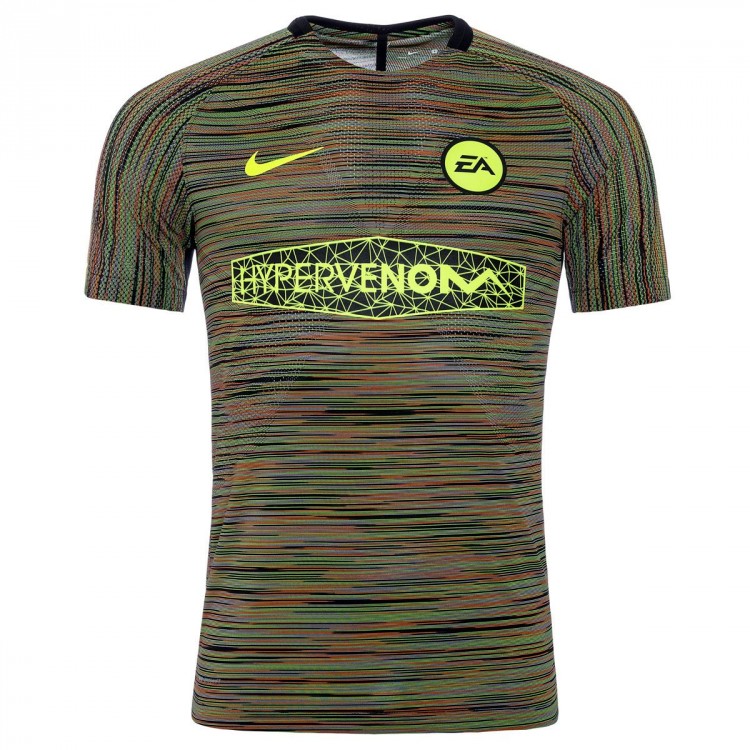 camiseta nike multicolor