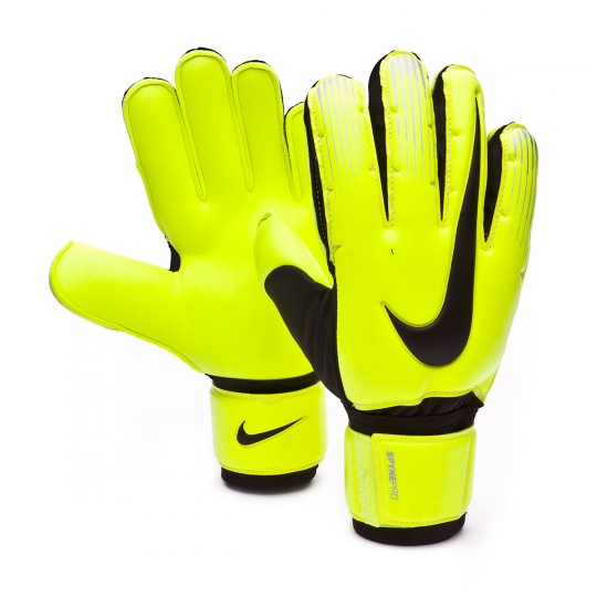 nike spyne gloves