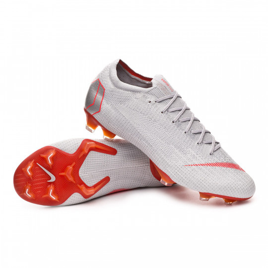 nike mercurial vapor raised on concrete