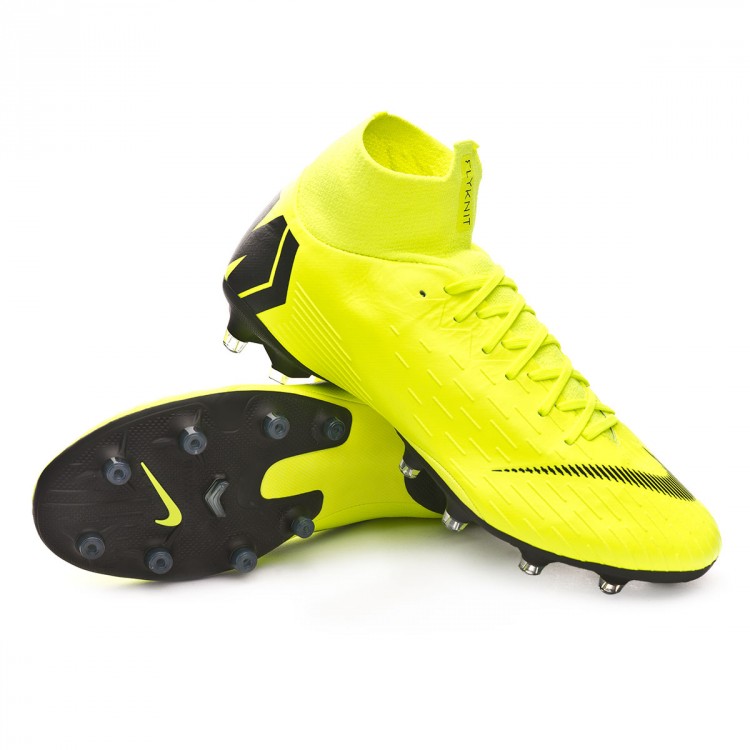 Nike Mercurial Superfly 7 Pro AG Pro men 's football boots.