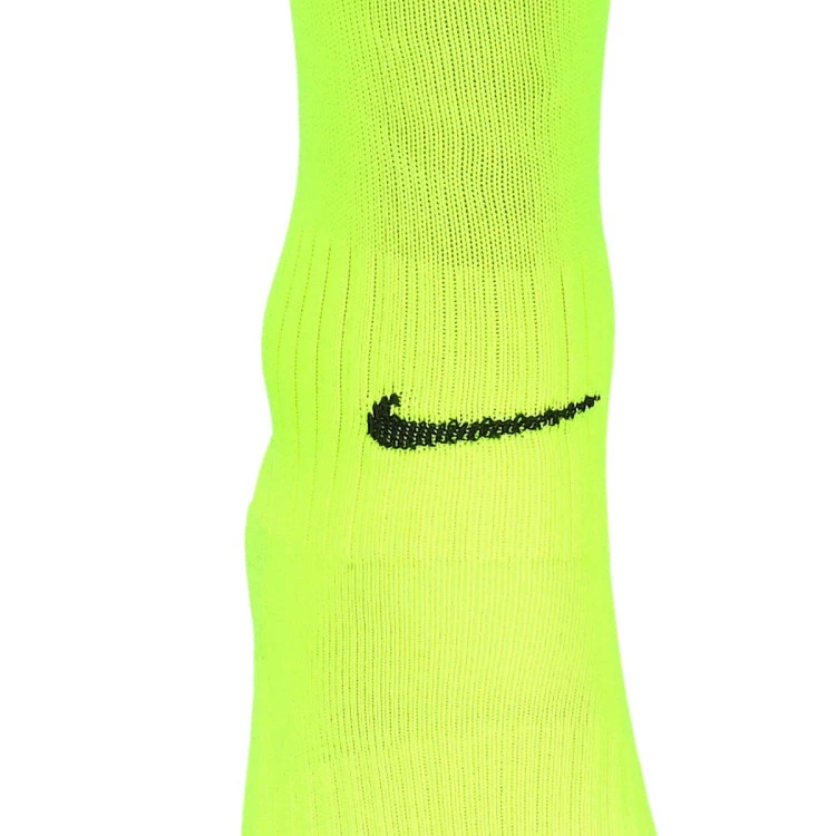 medias-nike-classic-ii-over-the-calf-amarillo-fluor-3