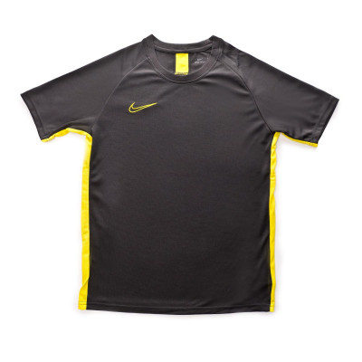 yellow nike dri fit