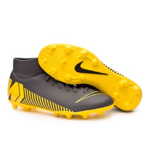 yellow nike football boots