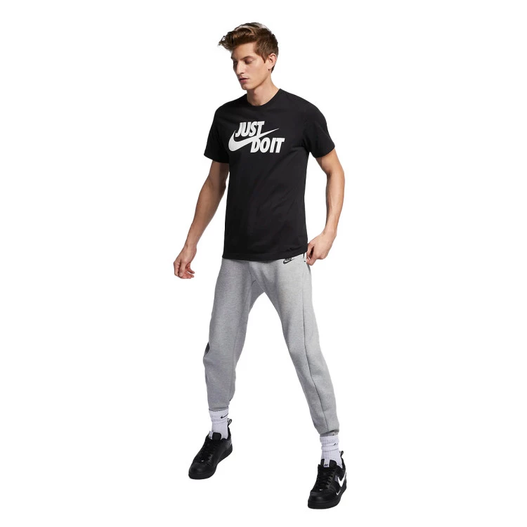 camiseta-nike-sportswear-just-do-it-swoosh-black-white-2