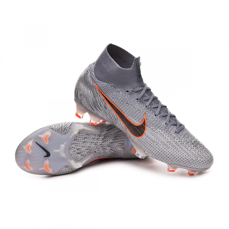 Nike Mercurial Superfly 6 Elite IC 'Lvl Up' Football Boots White.