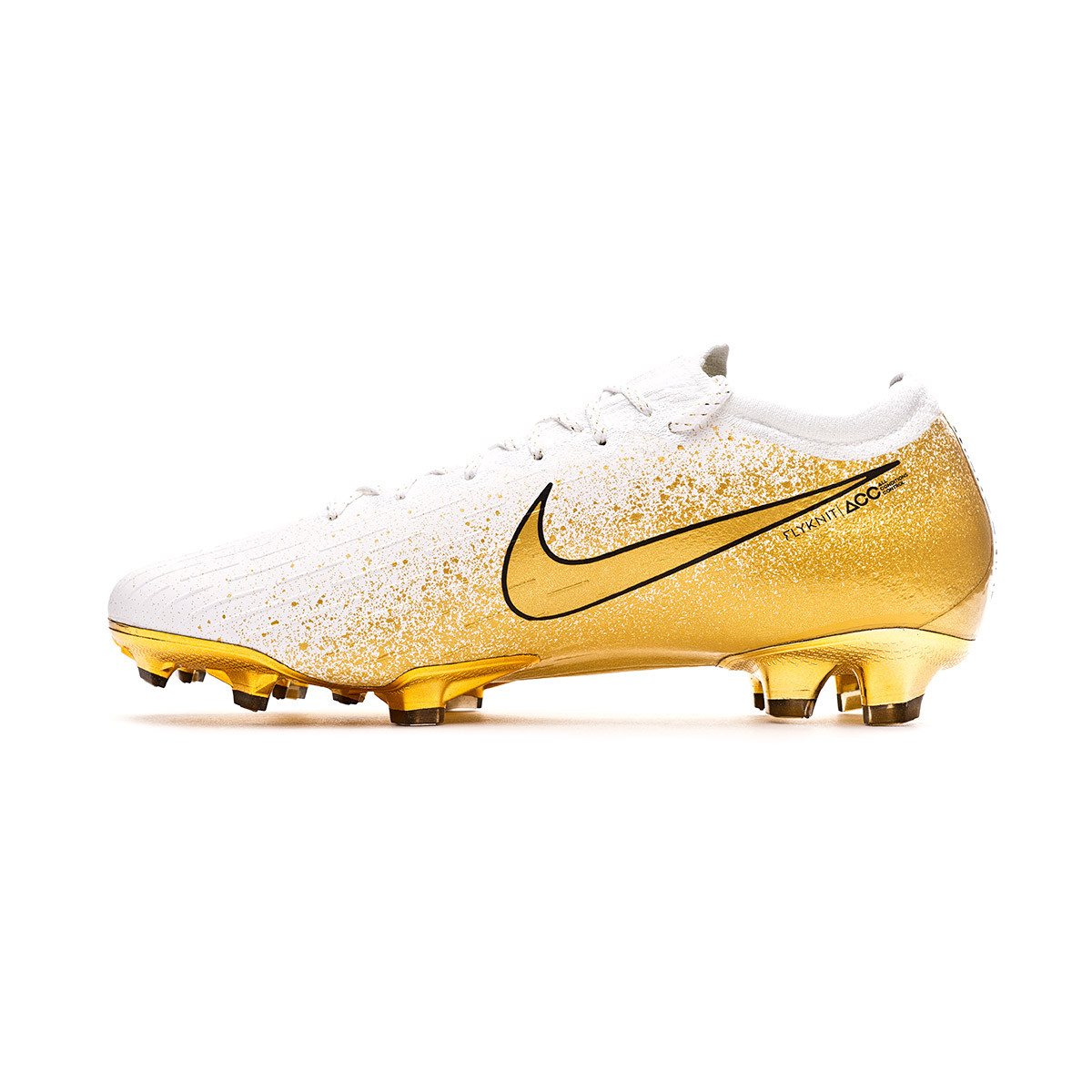 nike gold football shoes