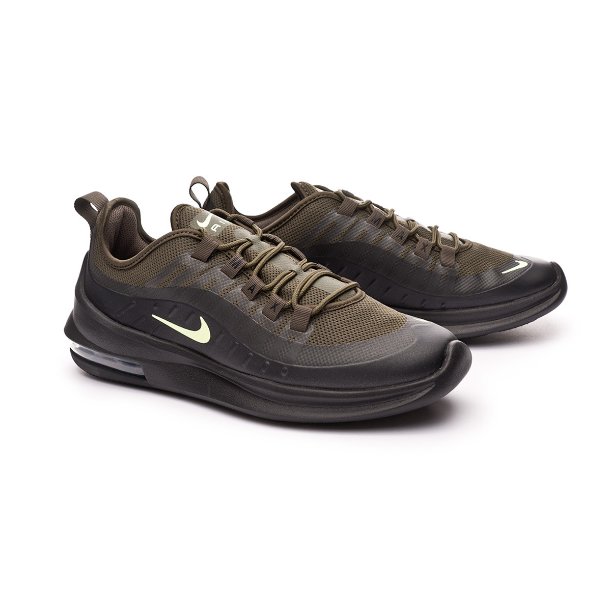 nike axis trainers