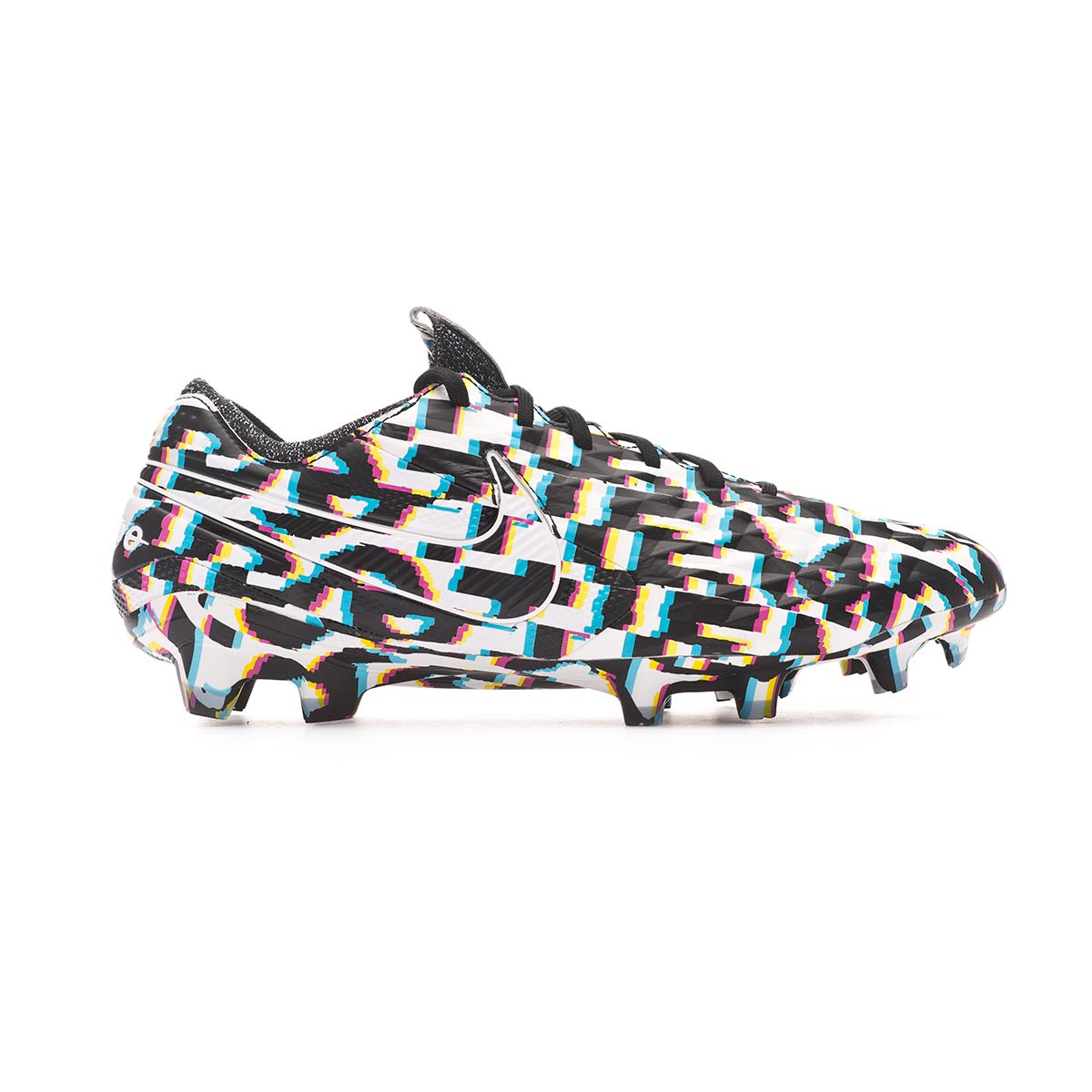 Soccer City ARTIFICIAL TURF NIKE Time Legend 8.