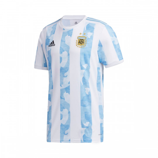 L'Argentine et adidas dévoilent les maillots pour la Copa America 2020