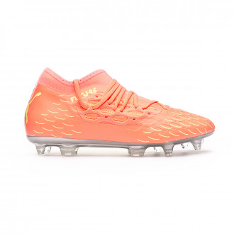 Nike Mercurial Superfly 7 Academy Indoor Soccer Shoes.