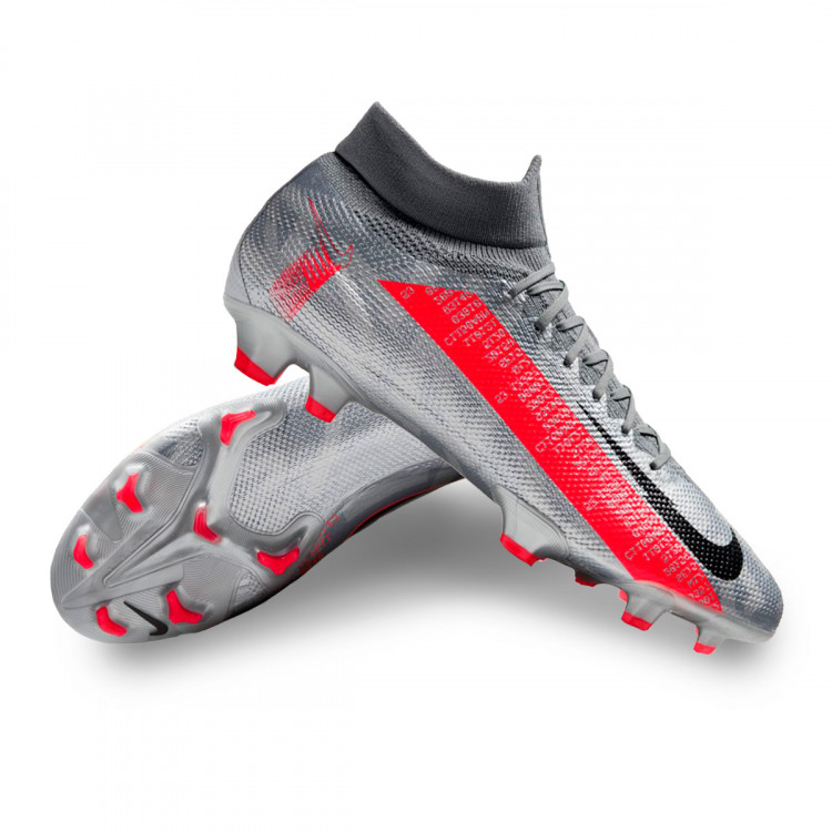 Nike MercurialX Superfly VI Academy CR7 Indoor Review
