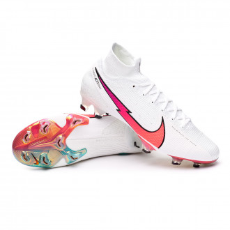 Nike presenta la nueva bota de Cristiano Ronaldo – Mercurial Dreamspeed Blogs - Fútbol Emotion