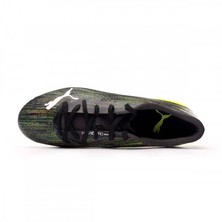 puma flat football shoes