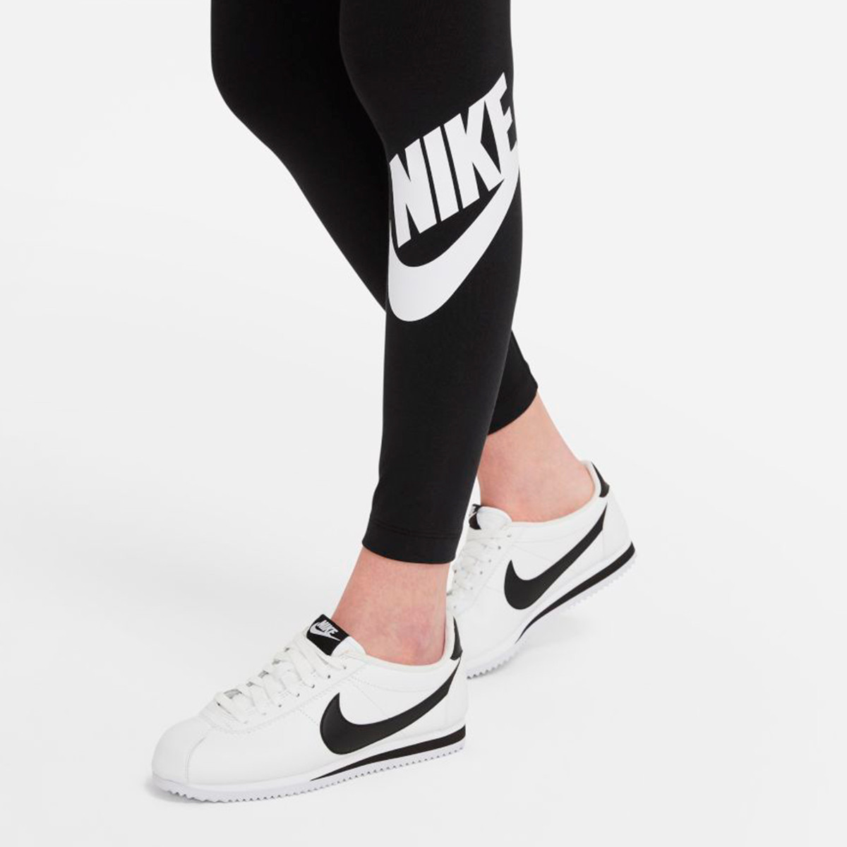 Short Nike Sportswear Essential noir femme