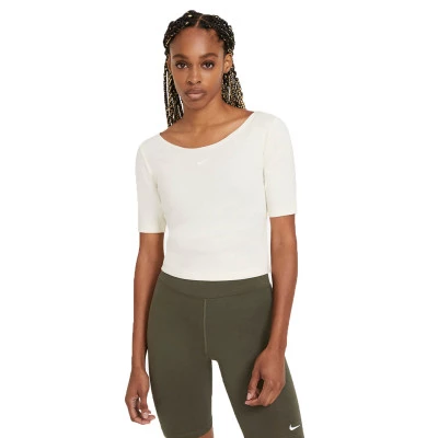 Women Sportswear Essential Scoop Shirt