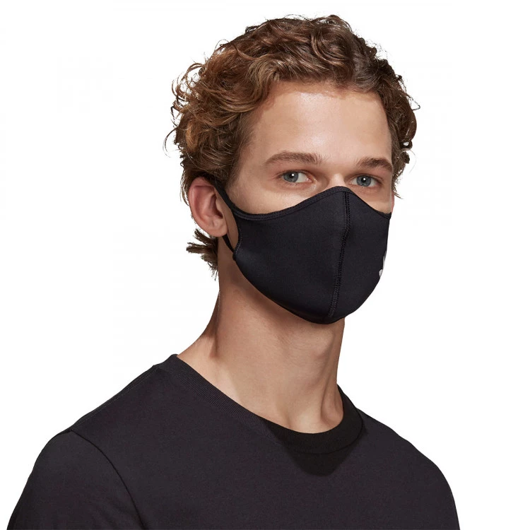 mascarilla-adidas-face-cover-blackblackblack-1