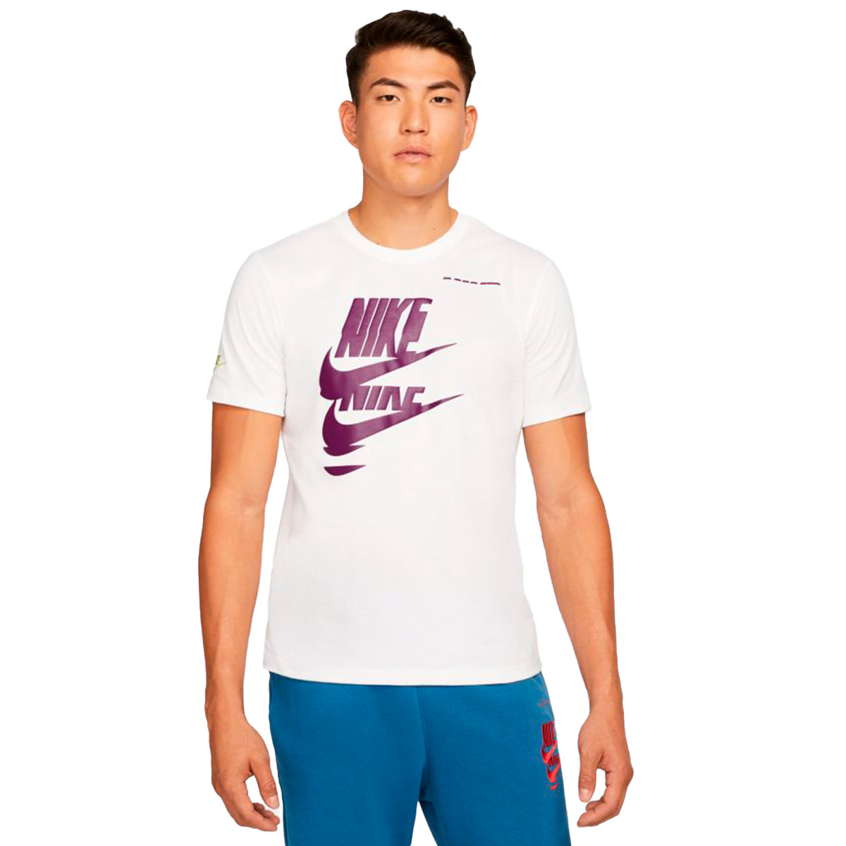 Mutuo Suavemente café Camiseta Nike Sportswear Essentials + Sport 1 White-Sangria - Fútbol Emotion