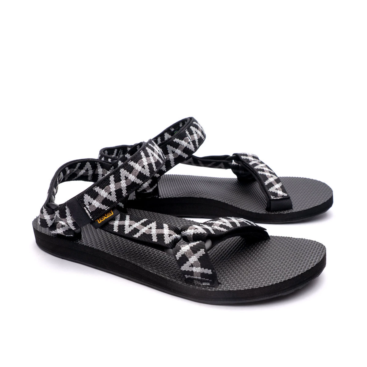 Teva hot sale classic flip