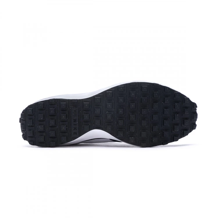 1646181771zapatilla-nike-waffle-debut-negro-3