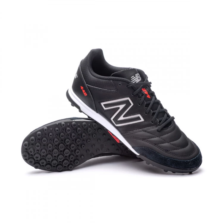 bota-new-balance-442-v2-team-leather-turf-negro-0