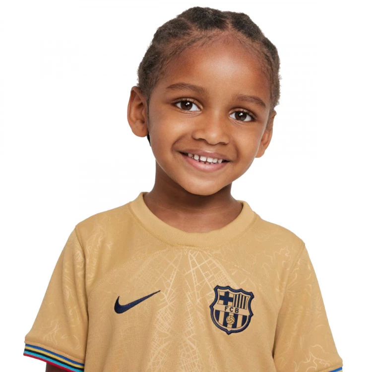 conjunto-nike-fc-barcelona-primera-equipacion-stadium-2022-2023-nino-club-gold-2