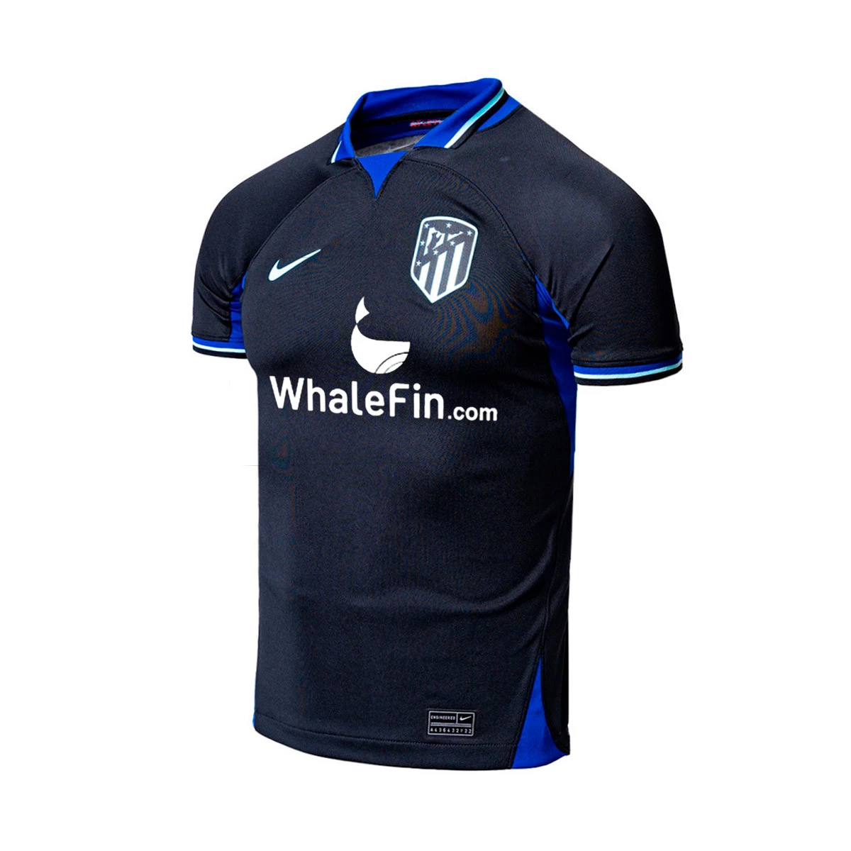 https://www.futbolemotion.com/imagesarticulos/174068/grandes/camiseta-nike-atletico-de-madrid-segunda-equipacion-stadium-2022-2023-nino-black-deep-royal-blue-0.webp