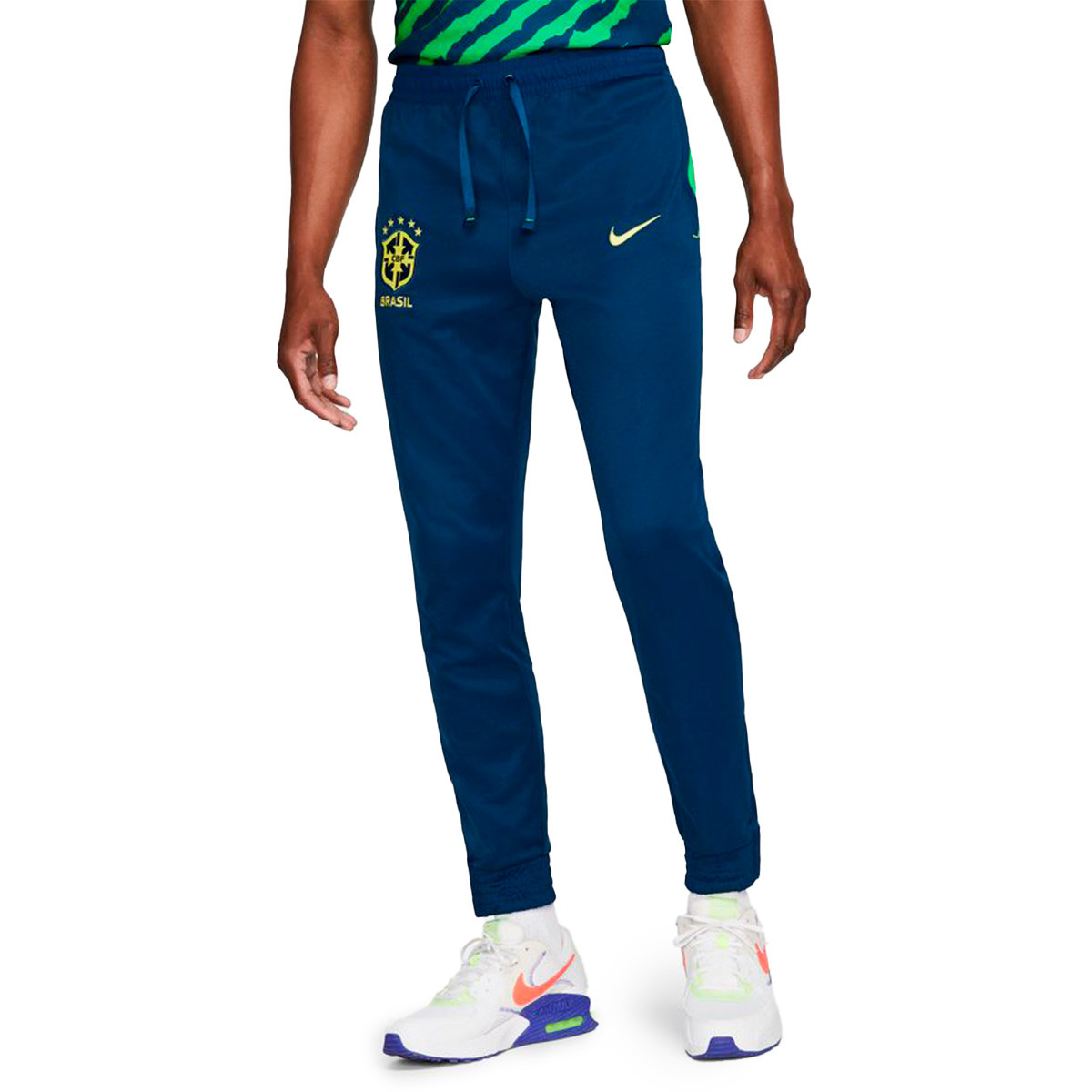 Turbulencia puerta arrendamiento Pantalón largo Nike Brasil Fanswear Mundial Qatar 2022 Coastal Blue-Green  Spark - Fútbol Emotion