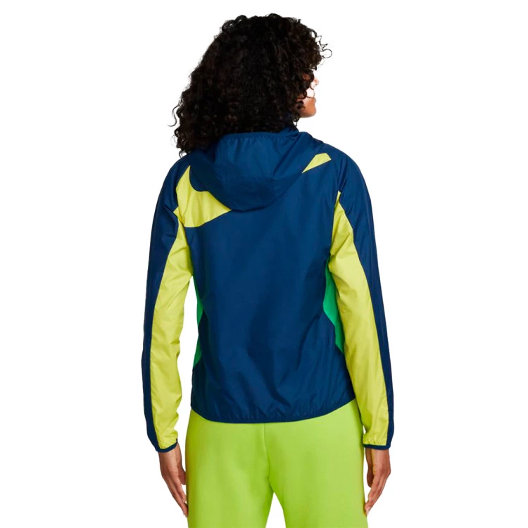 chaqueta-nike-brasil-fanswear-mundial-qatar-2022-mujer-coastal-blue-dynamic-yellow-green-spark-1