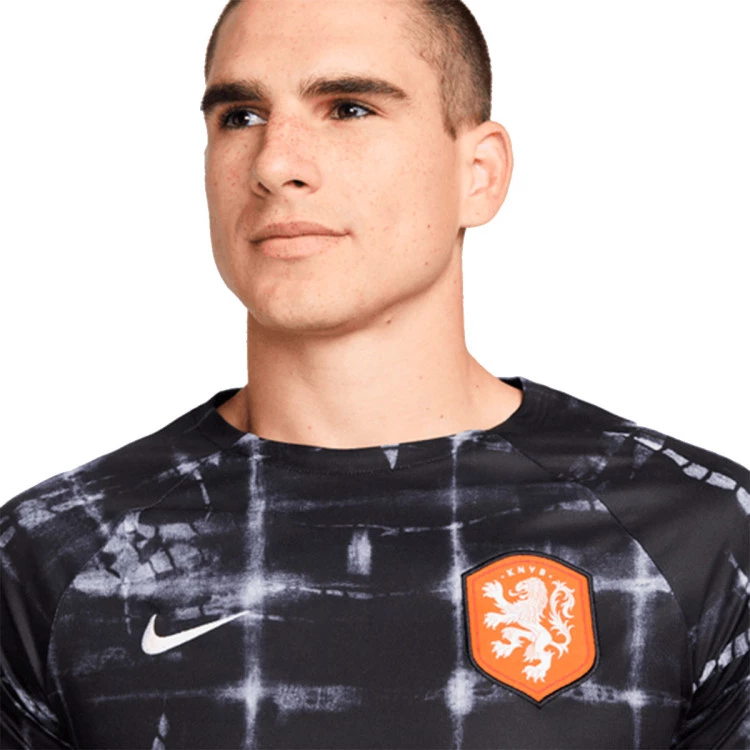 camiseta-nike-holanda-pre-match-mundial-qatar-2022-black-2