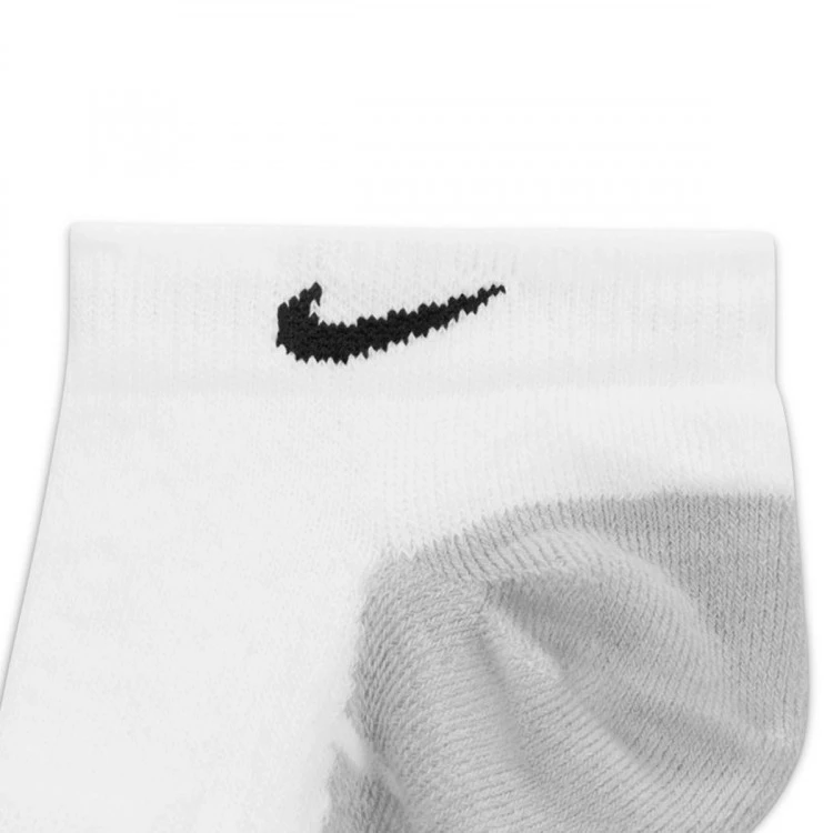 calcetines-nike-3-pairs-training-no-show-white-wolf-grey-black-2