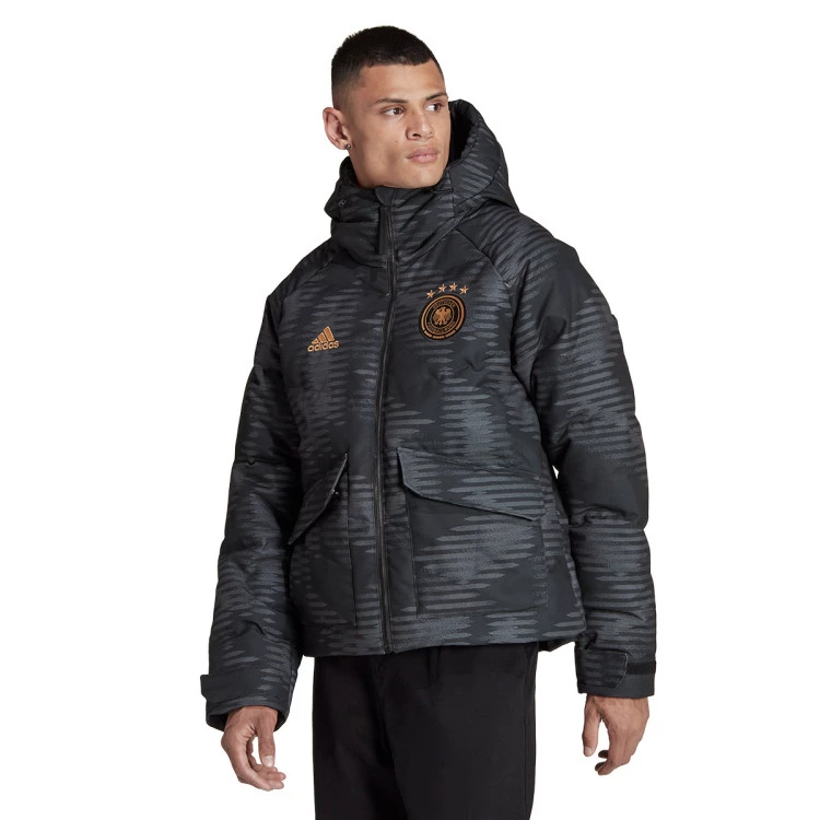 chaqueton-adidas-alemania-fanswear-mundial-qatar-2022-black-future-metallic-1