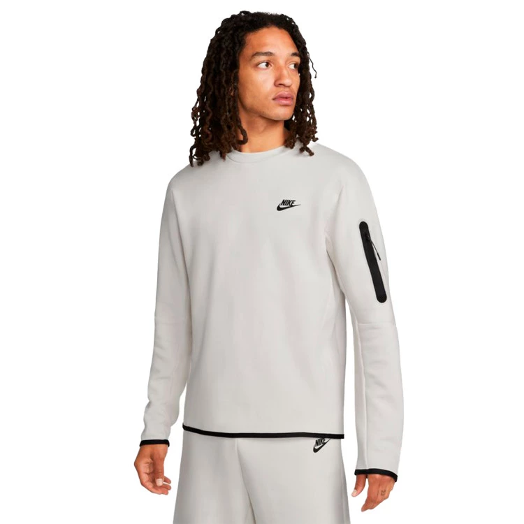 sudadera-nike-sportswear-tech-fleece-crew-phantom-black-0