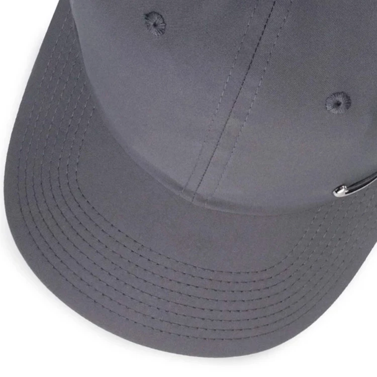 gorra-nike-heritage86-metal-swoosh-grey-2