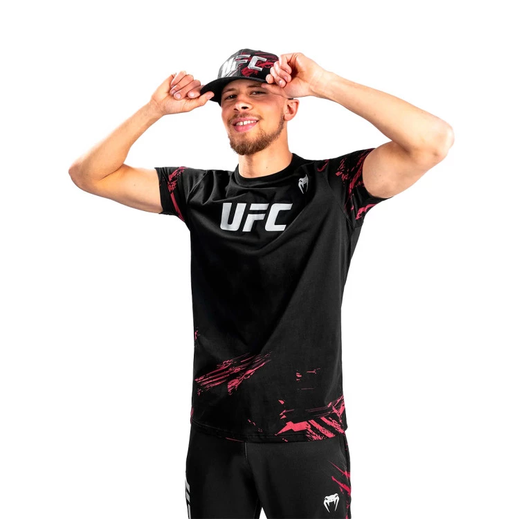 camiseta-venum-ufc-authentic-fight-week-2.0-black-0