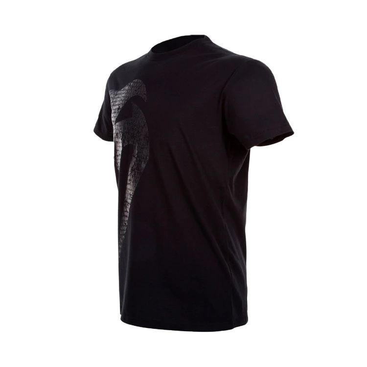 camiseta-venum-giant-matte-black-2