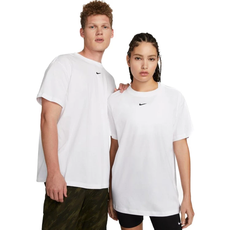 camiseta-nike-sportswear-essentials-mujer-white-black-0