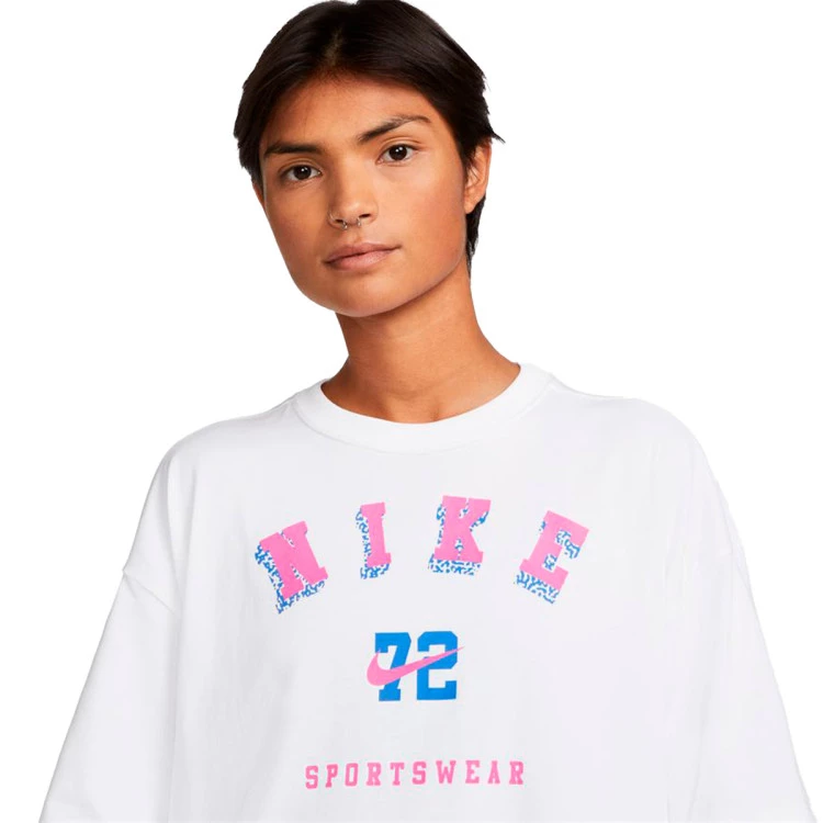 camiseta-nike-sportswear-oversize-mujer-white-2