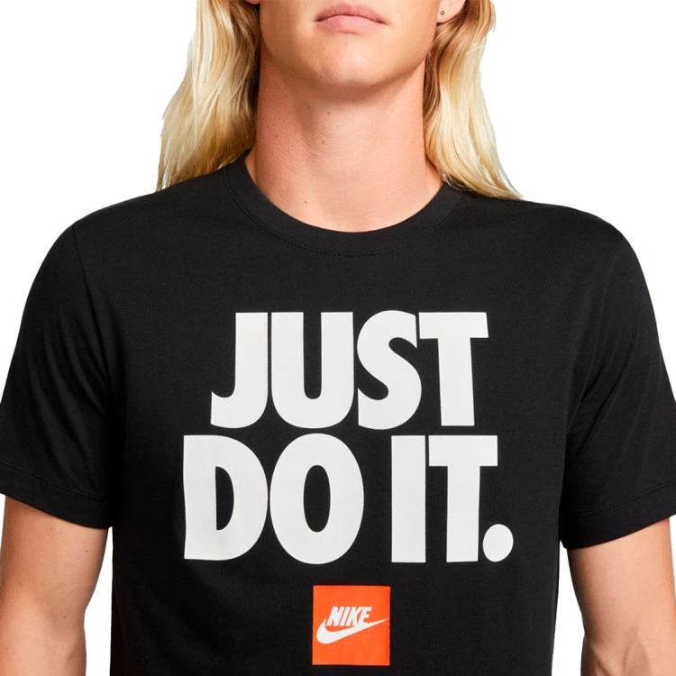 camiseta-nike-sportswear-franchise-jus-do-it-black-2