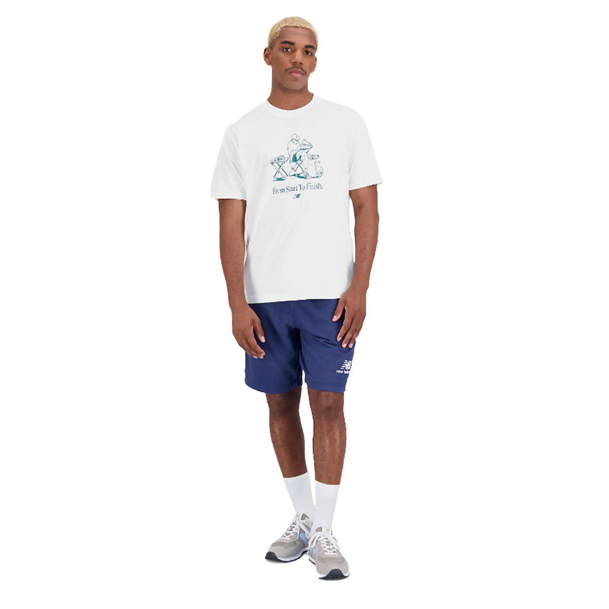 Shorts New Balance Essentials Stacked Short Fleece Navy Blue Fútbol Emotion Logo 