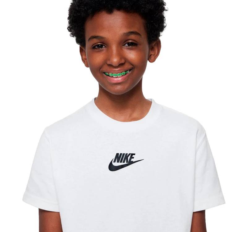 camiseta-nike-sportswear-prem-essntls-nino-white-2