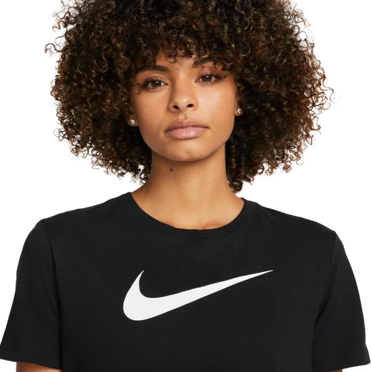 camiseta-nike-dri-fit-swoosh-mujer-black-white-2