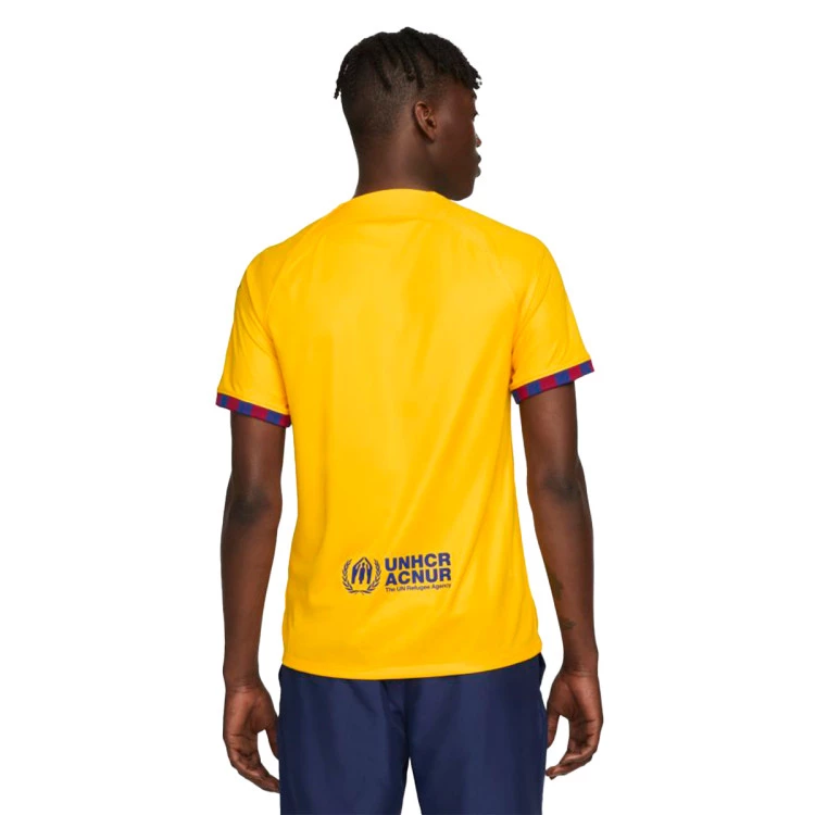 camiseta-nike-fc-barcelona-cuarta-equipacion-stadium-2022-2023-yellow-university-red-3