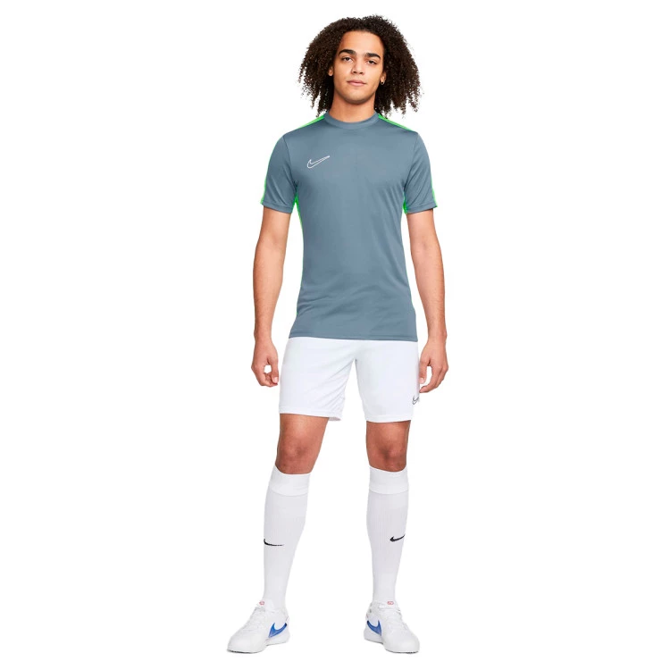 camiseta-nike-dri-fit-academy-23-diffused-blue-green-strike-white-4