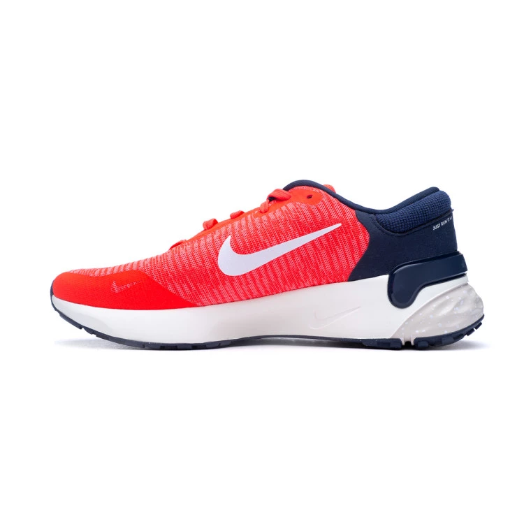 zapatilla-nike-renew-run-4-bright-crimson-white-hot-punch-obsidian-2