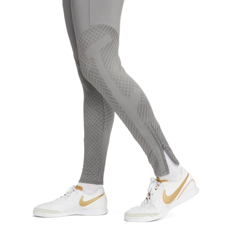 pantalon-largo-nike-liverpool-fc-training-2022-2023-mujer-smoke-grey-tough-red-5