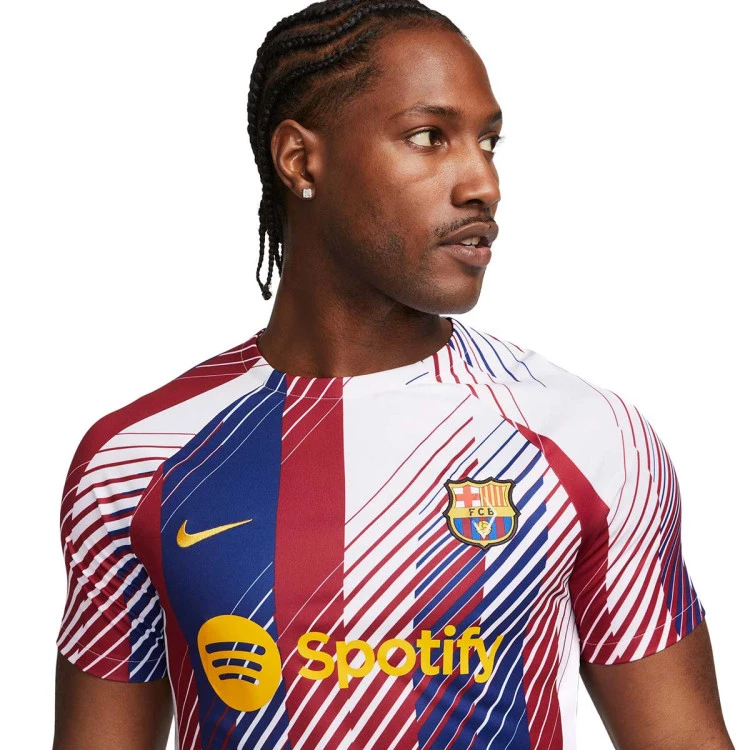 camiseta-nike-fc-barcelona-pre-match-2023-2024-white-noble-red-university-gold-2