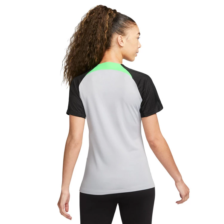 camiseta-nike-liverpool-fc-training-2023-2024-mujer-wolf-grey-poison-green-1